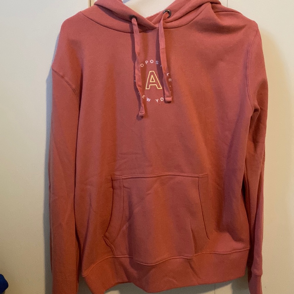 Pink and yellow HOODIE, AEROPOSTALE, cotton, never worn, size medium,EMBROIDERED